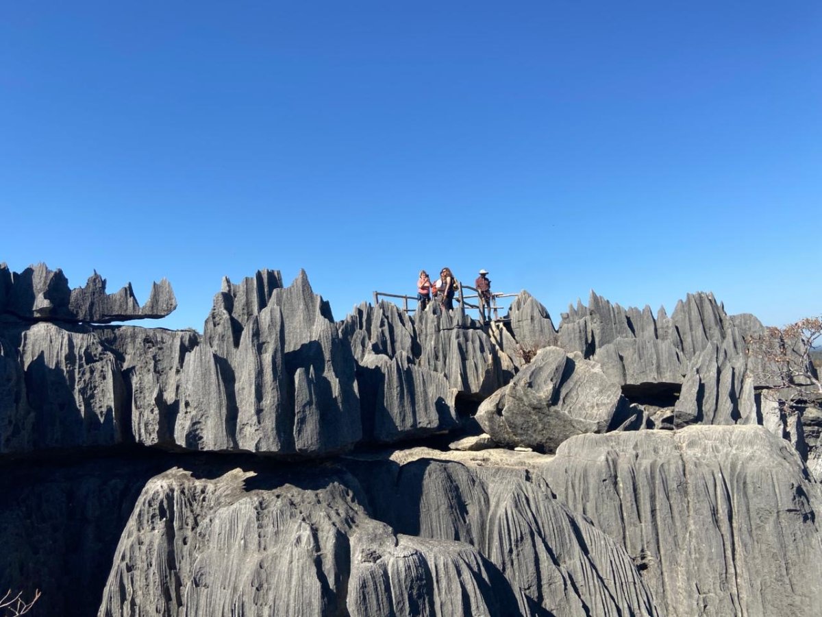 TSIRIBIHINA ADVENTURE